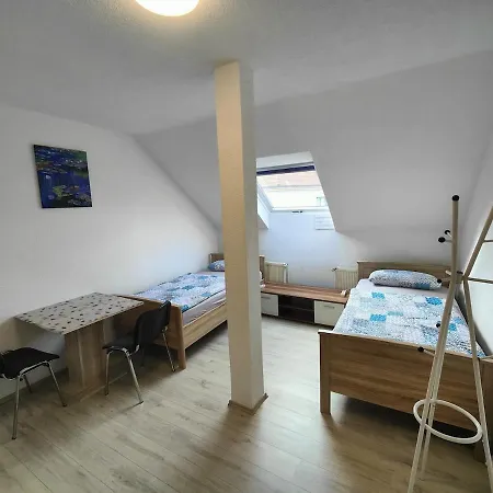 شقة Komfortable & Ruhige In Fuer Arbeiter & Urlauber مرسيبورغ