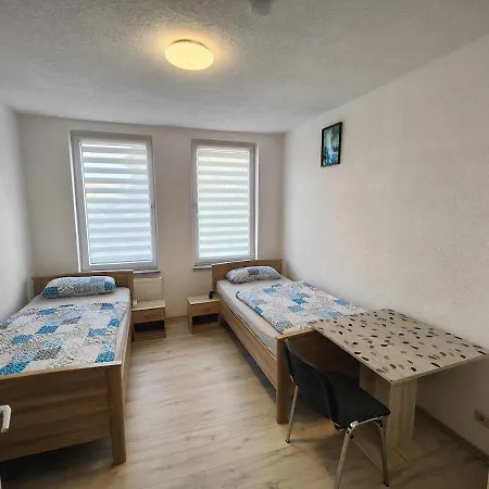 Komfortable & Ruhige In Fuer Arbeiter & Urlauber Merseburg